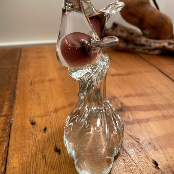 Murano style glass lovebirds on perch. Purple & white in clear glass lovebirds. - Picture 5 of 9